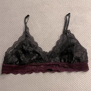 Artitzia Talula Lace Bralette | Black and Purple | Size L